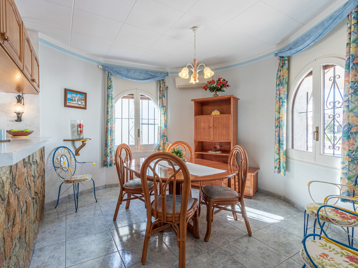 Villa 3 chambres avec piscine et amarrage à Empuriabrava - Photo 11