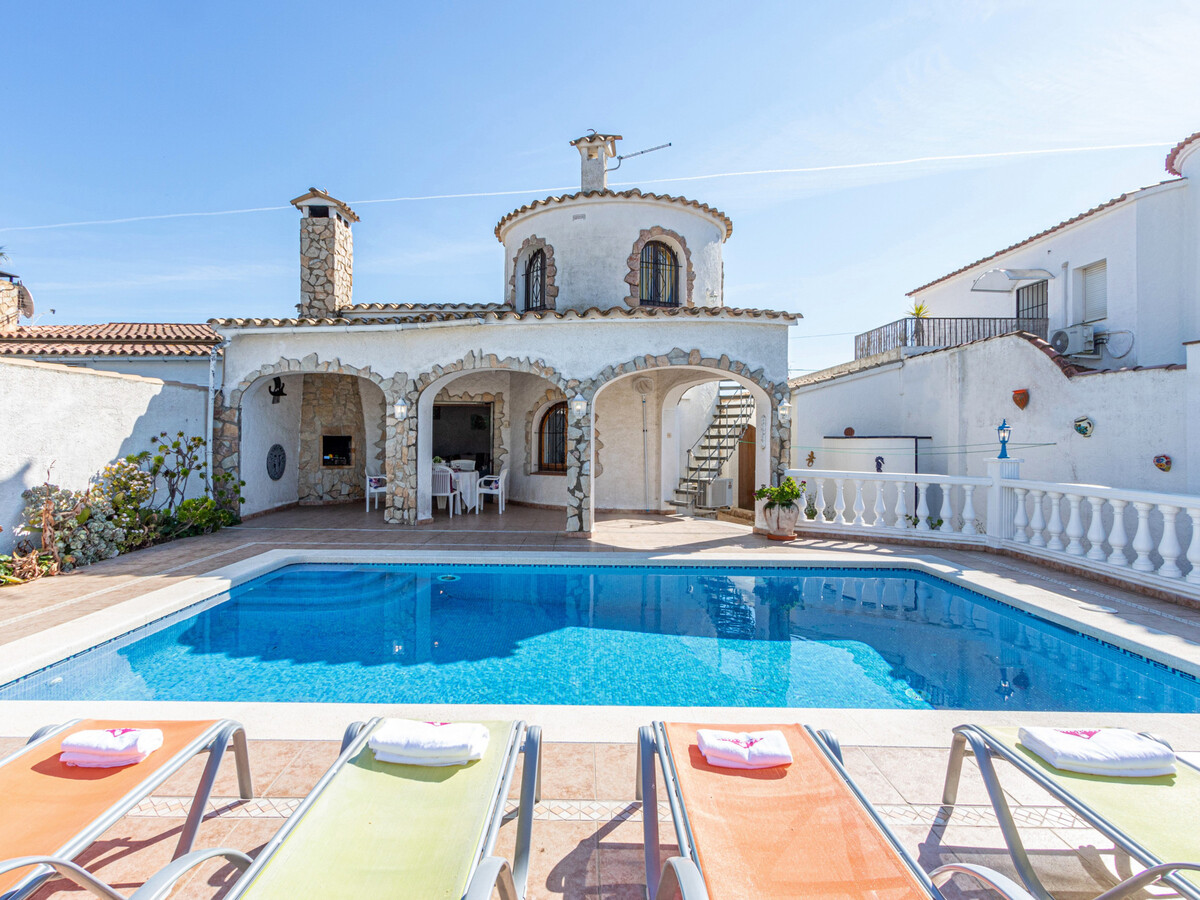 Villa 3 chambres avec piscine et amarrage à Empuriabrava - Photo 25