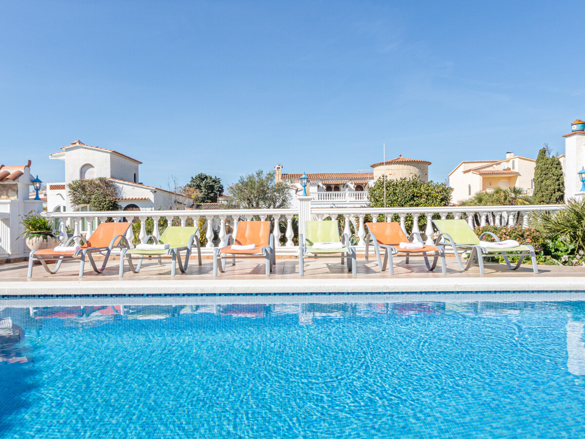 Villa 3 chambres avec piscine et amarrage à Empuriabrava - Photo 26