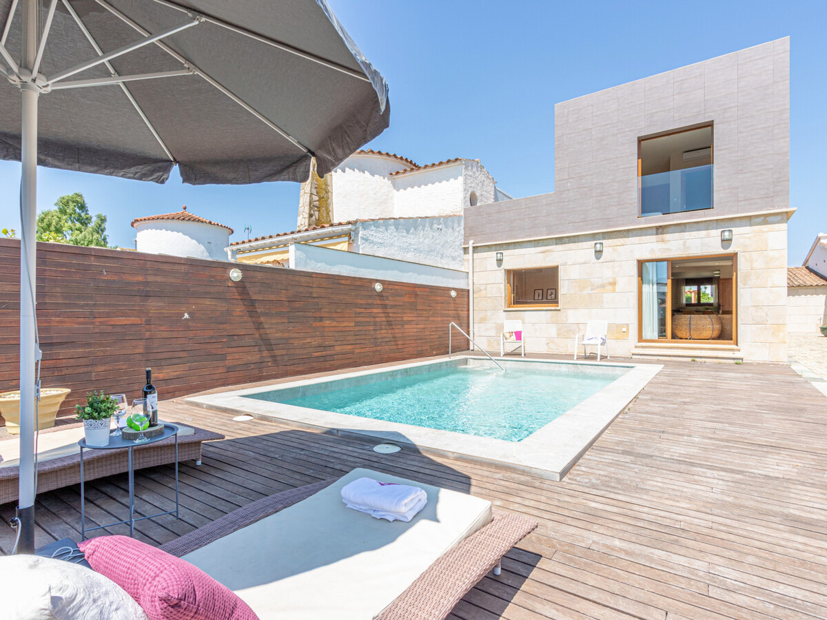Villa 4 chambres Empuriabrava avec piscine et amarrage - Photo 1