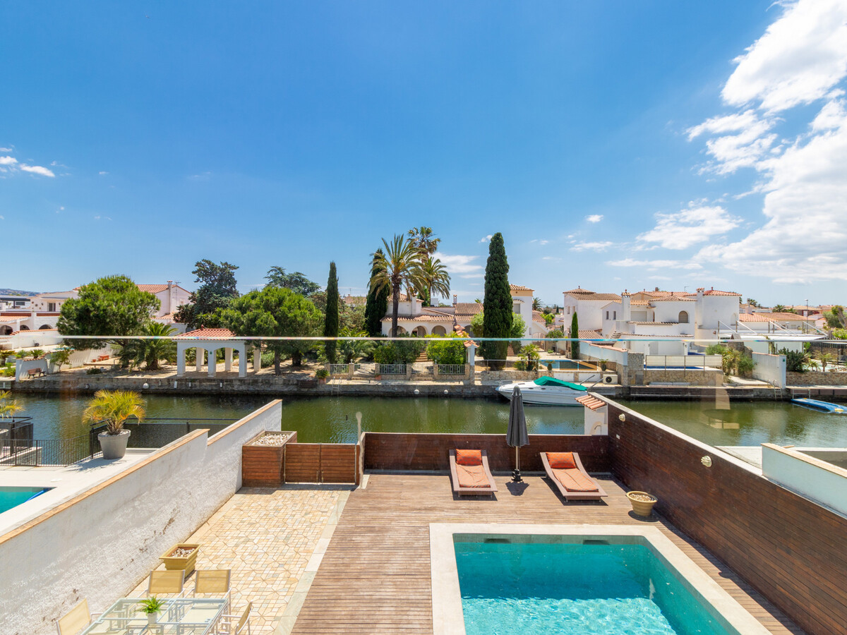 Villa 4 chambres Empuriabrava avec piscine et amarrage - Photo 6