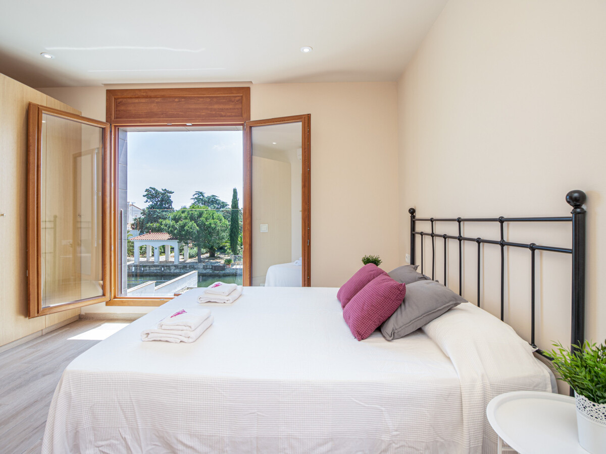 Villa 4 chambres Empuriabrava avec piscine et amarrage - Photo 20