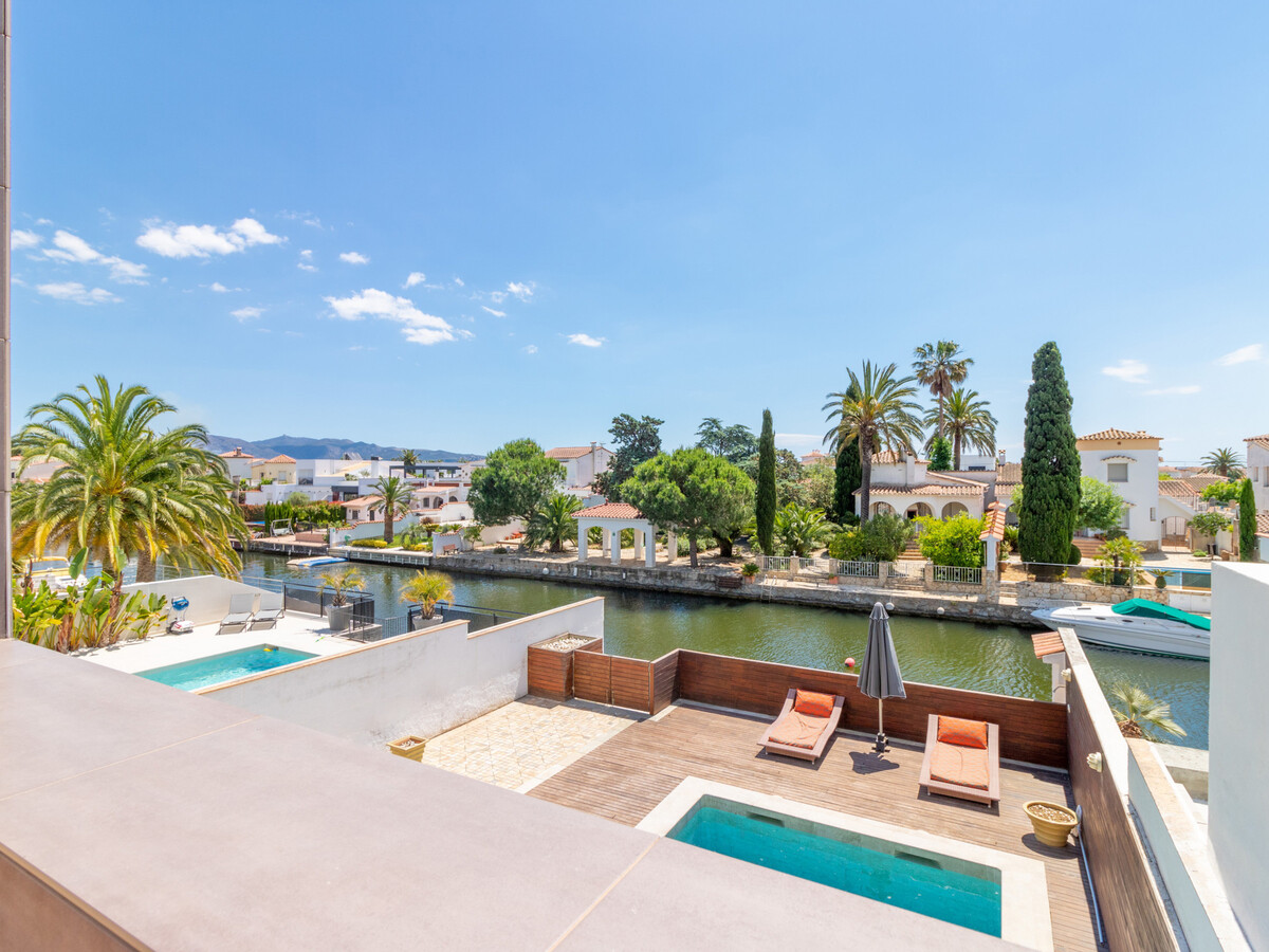 Villa 4 chambres Empuriabrava avec piscine et amarrage - Photo 30