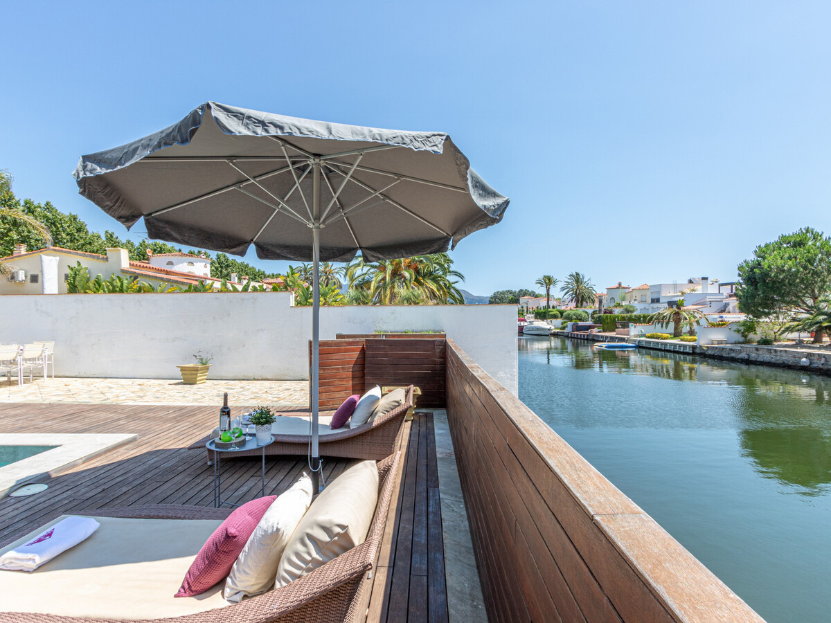 Villa 4 chambres Empuriabrava avec piscine et amarrage - Photo 34