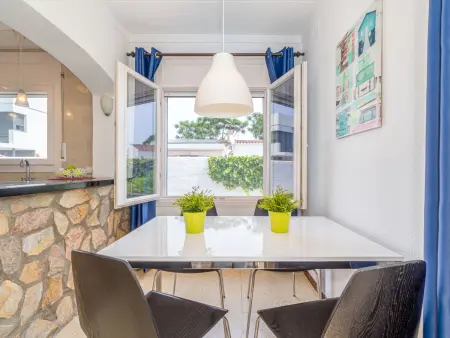 Villa à Empuriabrava pour 6 avec studio séparé, proche plages et centre, lave-linge inclus - Photo 6