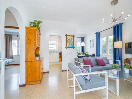 Villa à Empuriabrava pour 6 avec studio séparé, proche plages et centre, lave-linge inclus - Photo 9