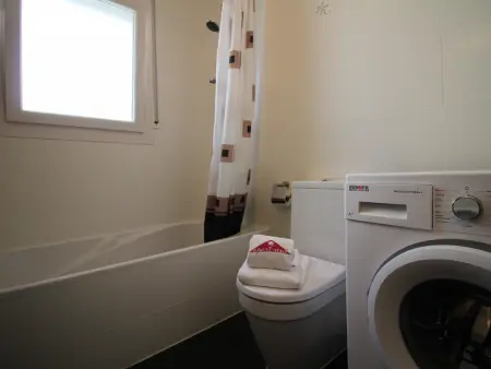 Villa à Empuriabrava pour 6 avec studio séparé, proche plages et centre, lave-linge inclus - Photo 18