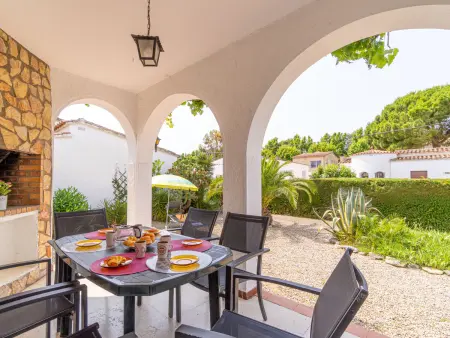 Villa à Empuriabrava pour 6 avec studio séparé, proche plages et centre, lave-linge inclus - Photo 21