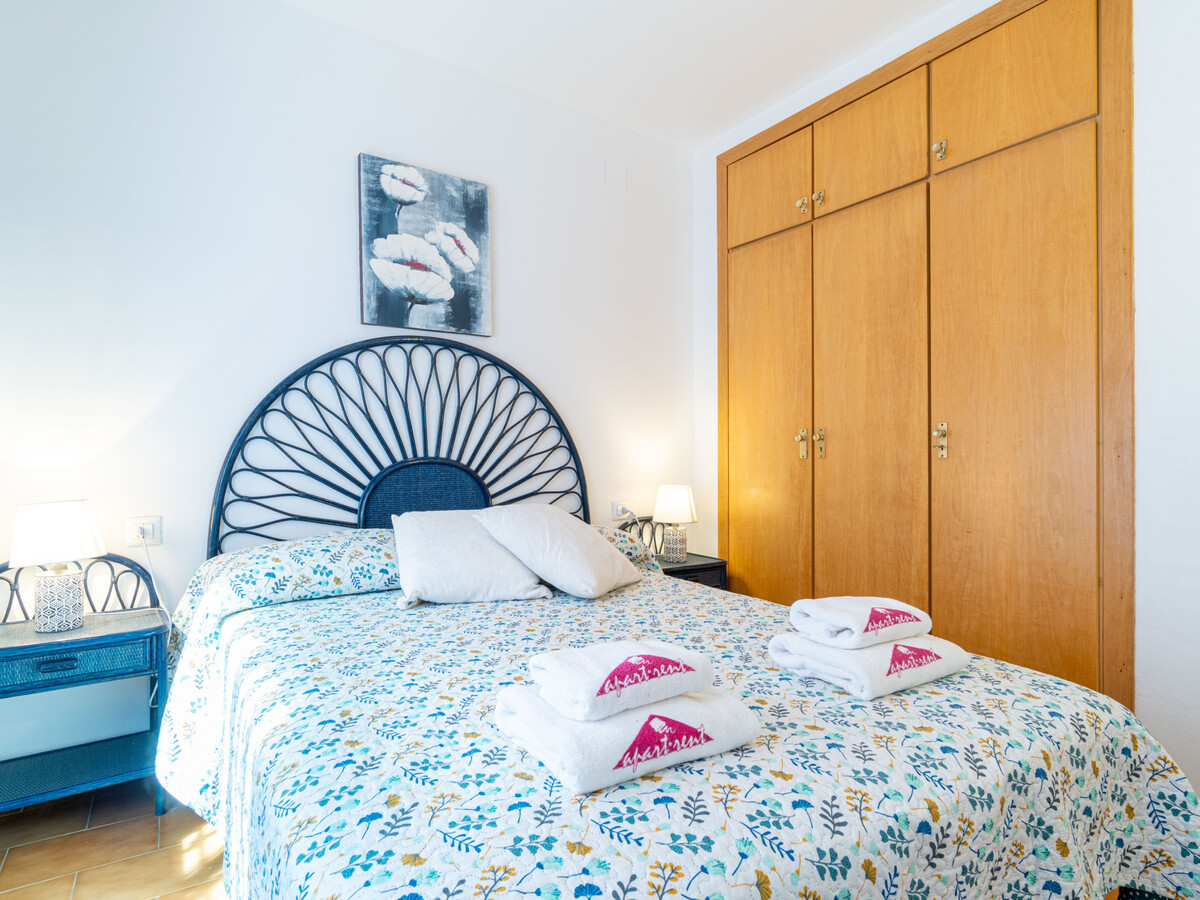 Appartement familial 2 chambres proche plage, climatisation, animaux admis - Photo 10