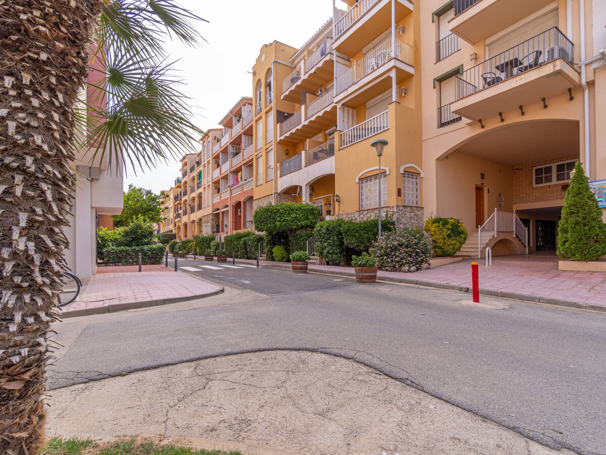 Appartement familial 2 chambres proche plage, climatisation, animaux admis - Photo 23