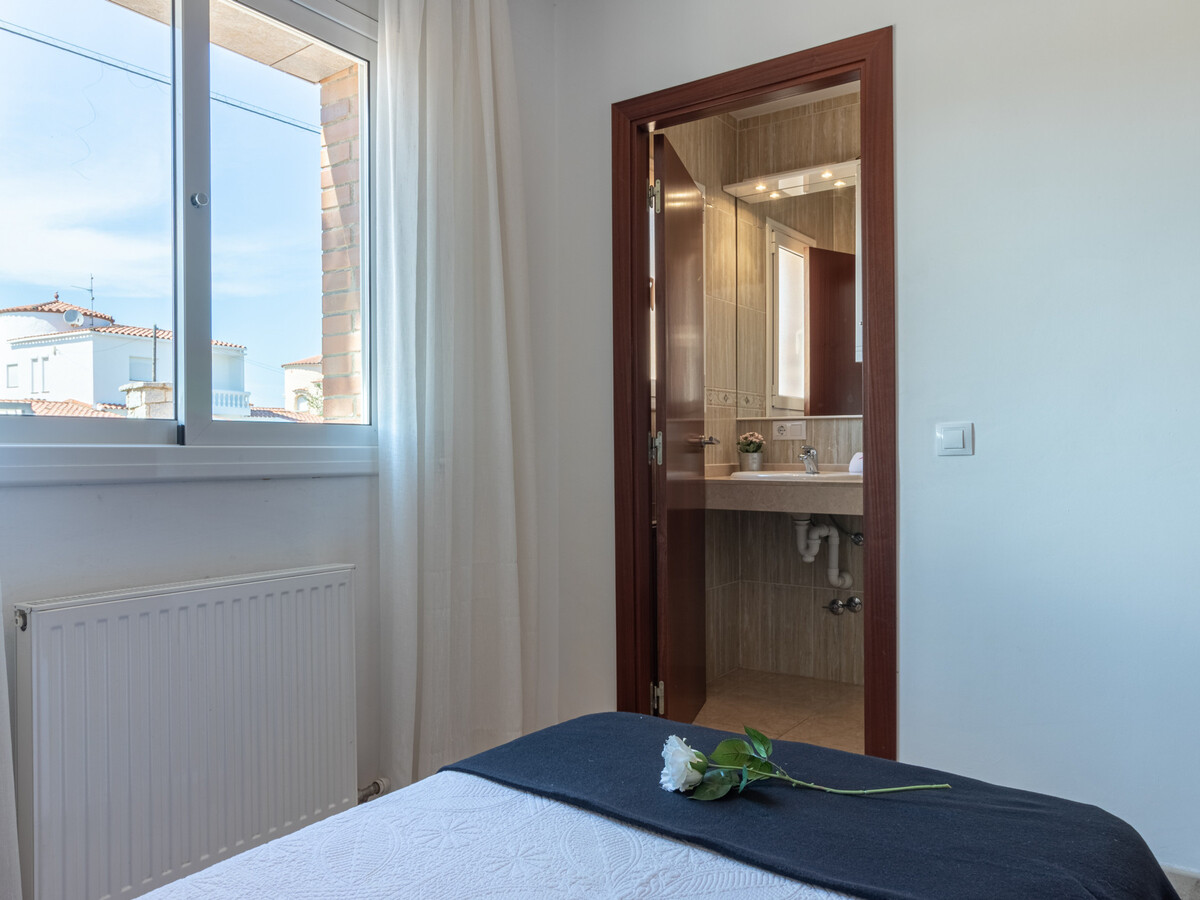 Villa 5 chambres avec piscine privée et amarrage à Empuriabrava - Photo 11