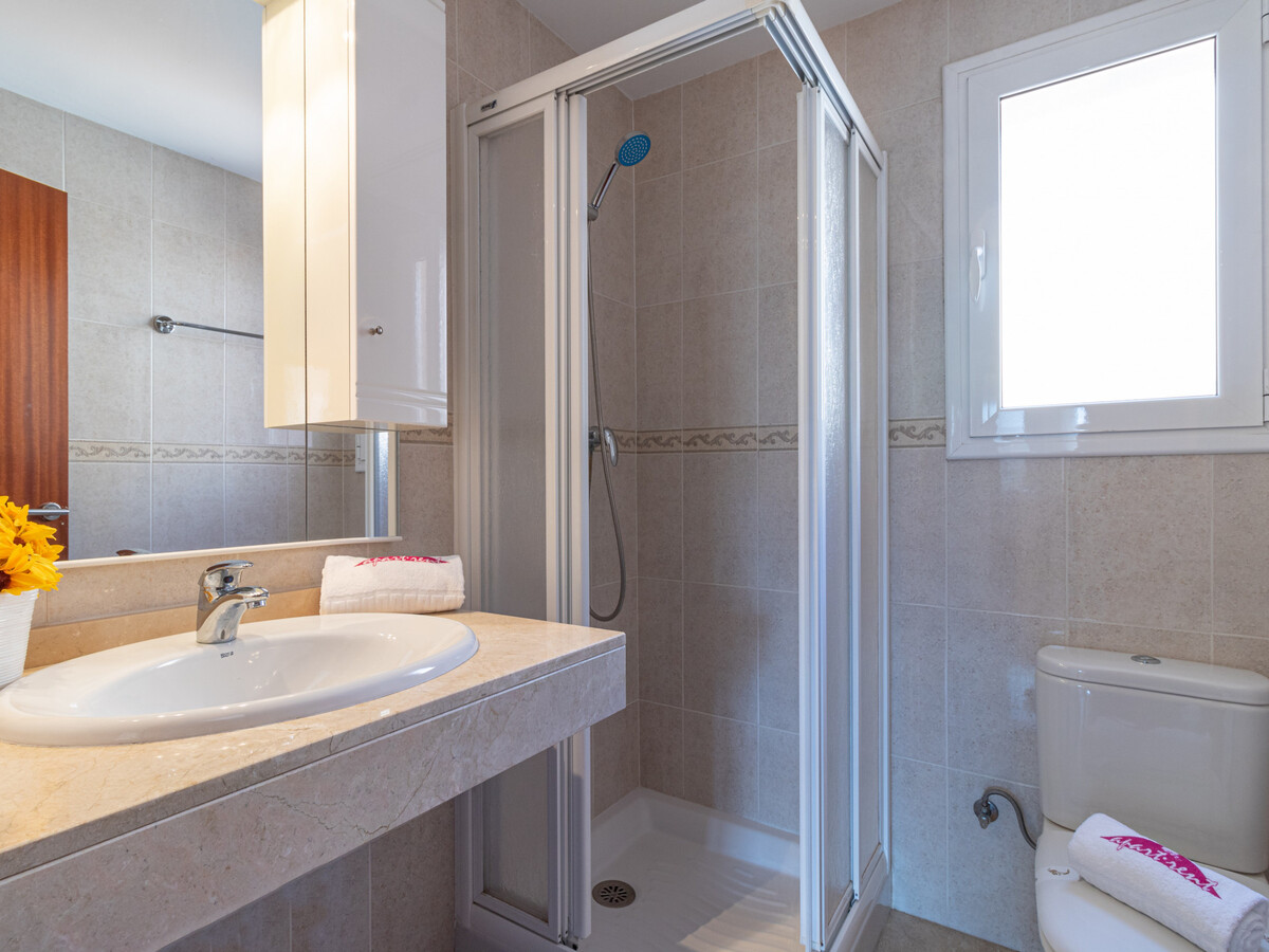 Villa 5 chambres avec piscine privée et amarrage à Empuriabrava - Photo 14