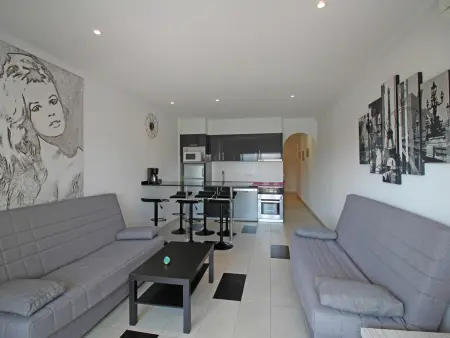 Appartement à Empuriabrava pour 4 pers. avec terrasse, A/C, Wi-Fi et piscine collective : photo 10