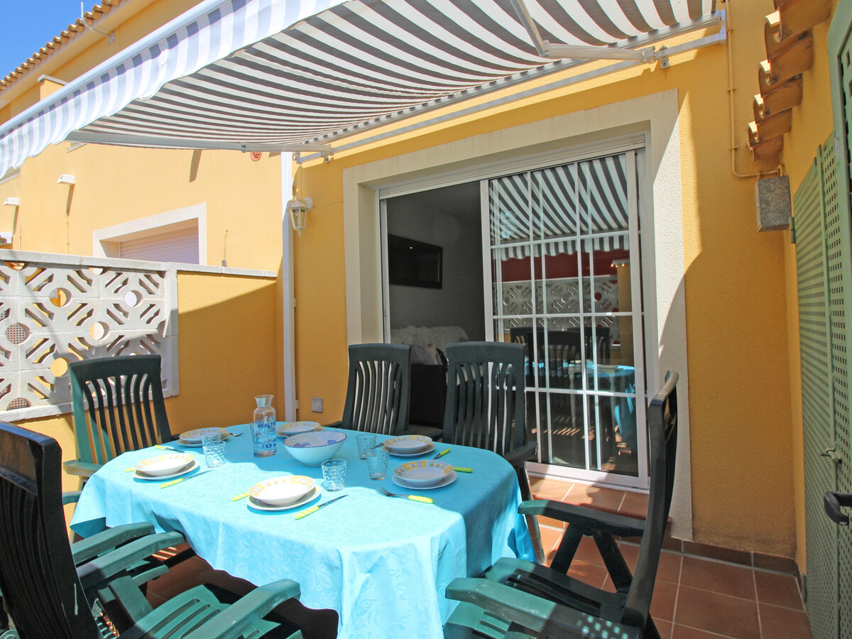 Villa 6 personnes à Empuriabrava avec garage et climatisation - Photo 1