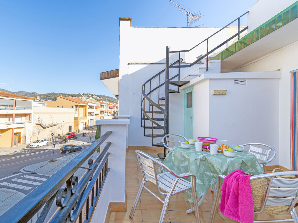 Appartement 2 chambres centre Roses, 450 m plage - Photo 1