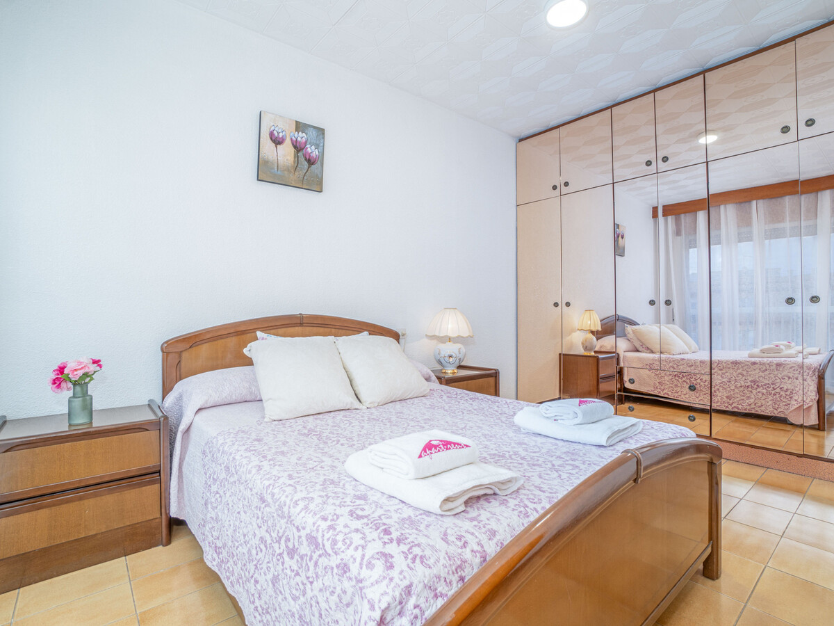 Appartement 2 chambres centre Roses, 450 m plage - Photo 13
