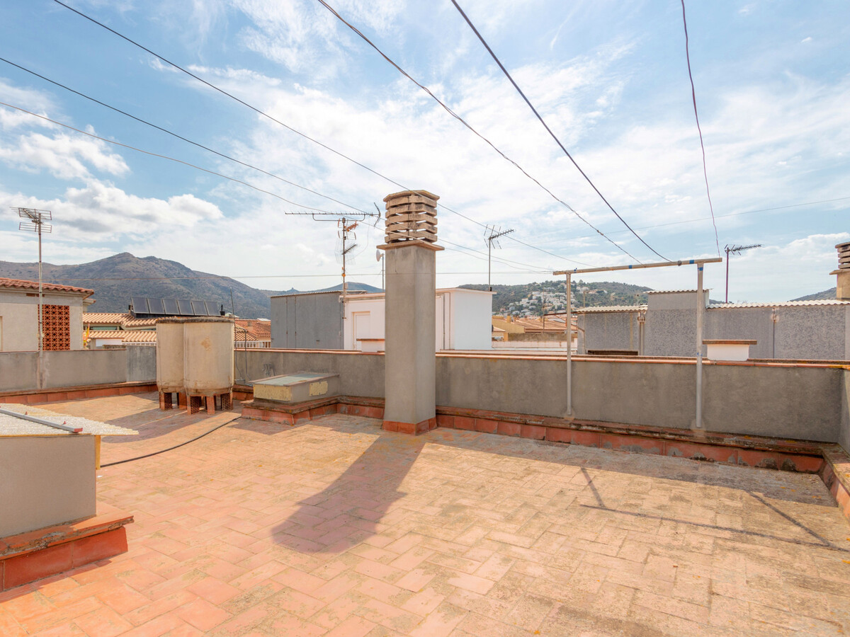 Appartement 2 chambres centre Roses, 450 m plage - Photo 24