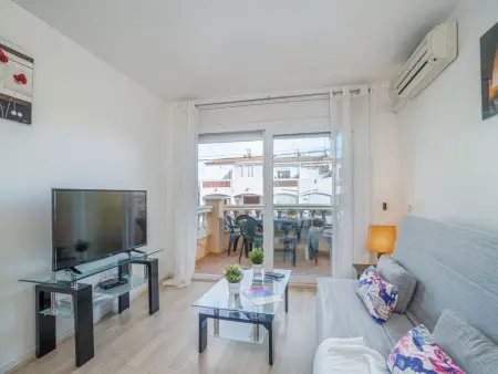 Appartement 5 personnes à 250 m de la plage, Empuriabrava : photo 2