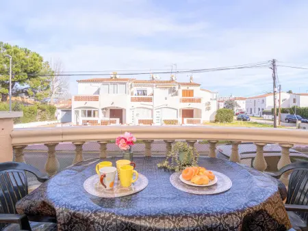 Appartement 5 personnes à 250 m de la plage, Empuriabrava : photo 8