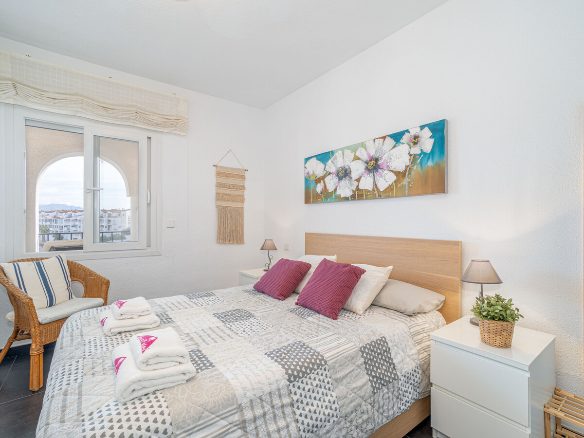 Appartement 6 pers, vue lac à Empuriabrava, piscine - Photo 5