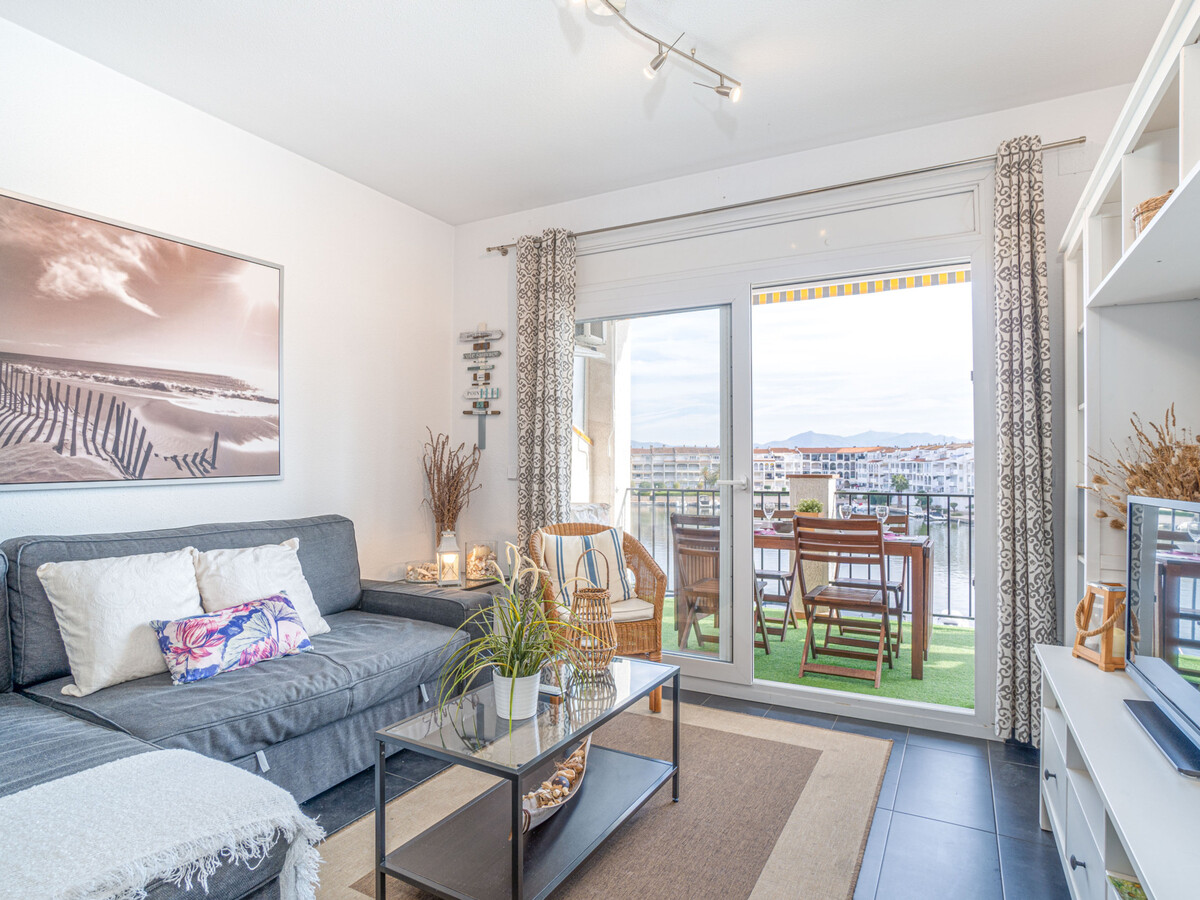 Appartement 6 pers, vue lac à Empuriabrava, piscine - Photo 6