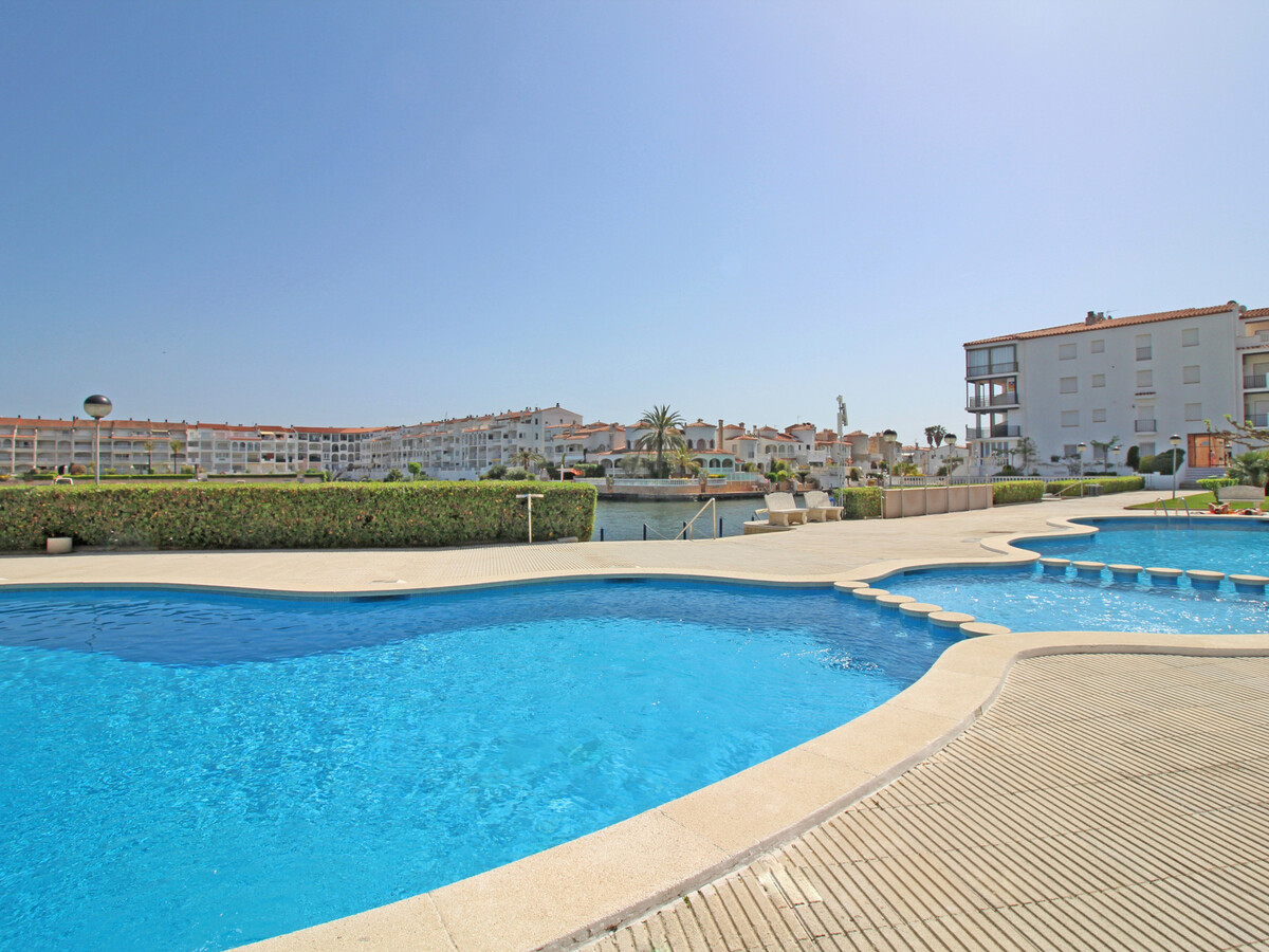 Appartement 6 pers, vue lac à Empuriabrava, piscine - Photo 24