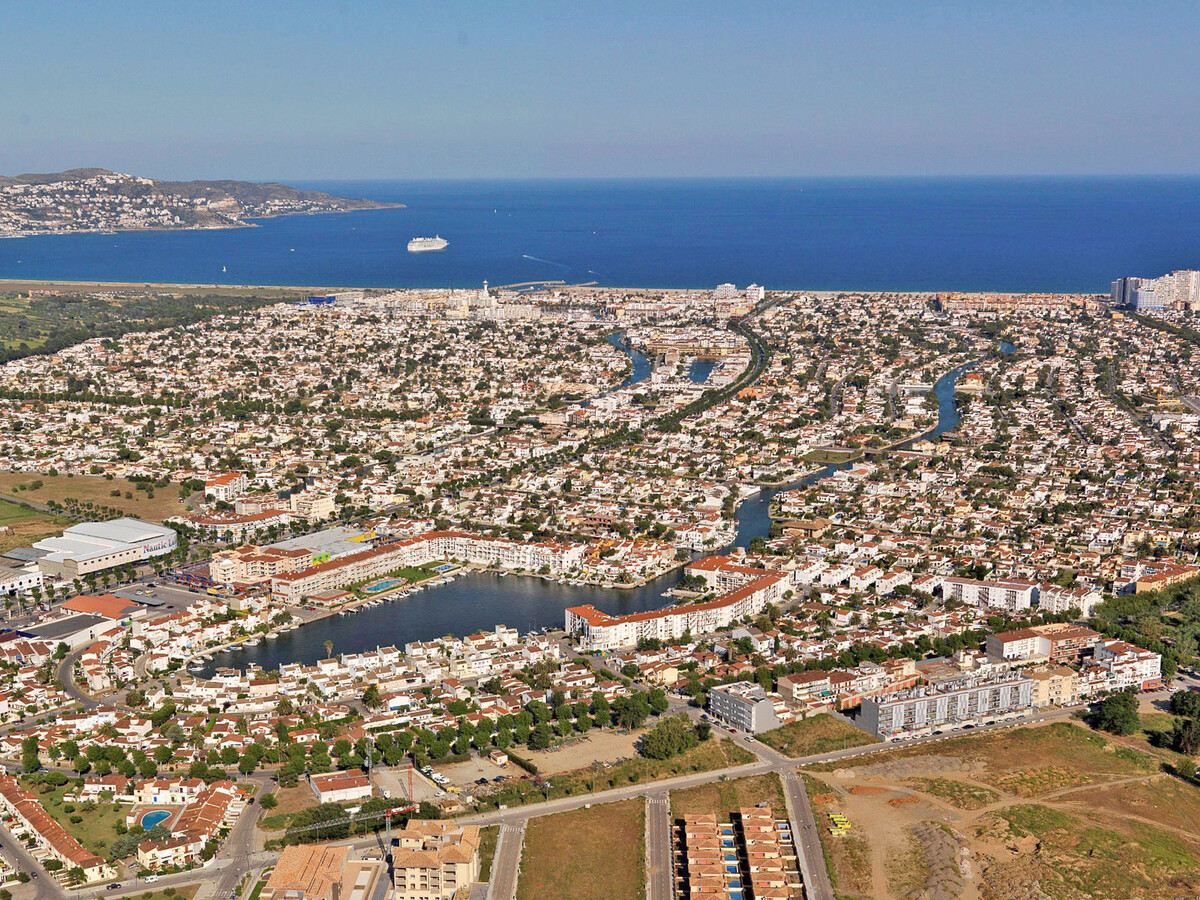Appartement 6 pers, vue lac à Empuriabrava, piscine - Photo 32