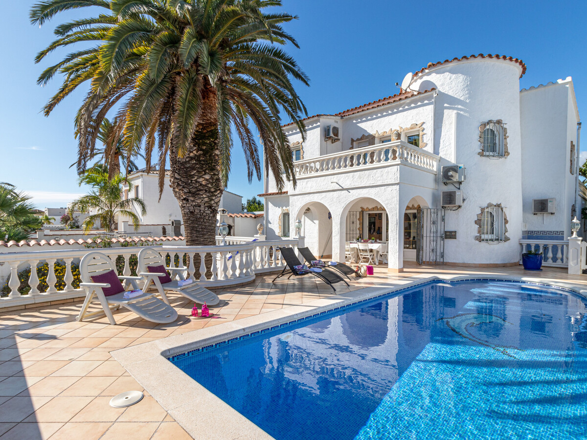 Villa Canal 4 chambres avec piscine privée et amarrage - Photo 1