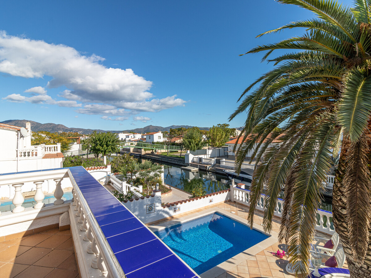 Villa Canal 4 chambres avec piscine privée et amarrage - Photo 24