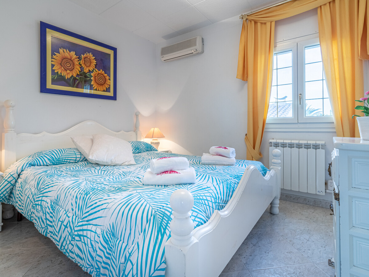 Villa Canal 4 chambres avec piscine privée et amarrage - Photo 29