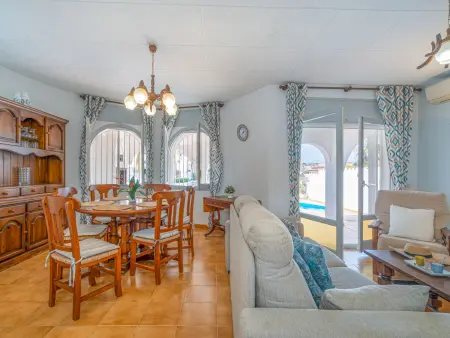 Villa au canal avec piscine privée et amarrage 12m - Photo 12