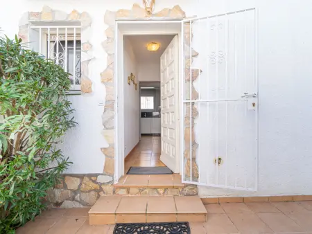 Villa au canal avec piscine privée et amarrage 12m - Photo 21