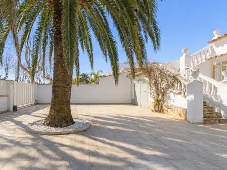 Villa au canal avec piscine privée et amarrage 12m - Photo 22