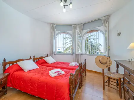Villa au canal avec piscine privée et amarrage 12m - Photo 26