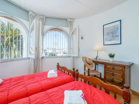 Villa au canal avec piscine privée et amarrage 12m - Photo 27