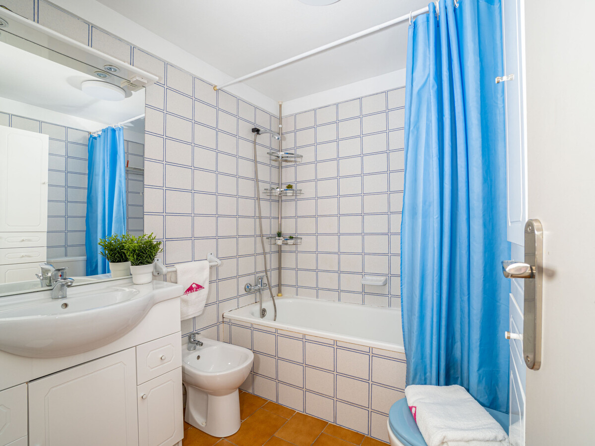 Appartement canal 36 m² à Empuriabrava, 450 m plage - Photo 8