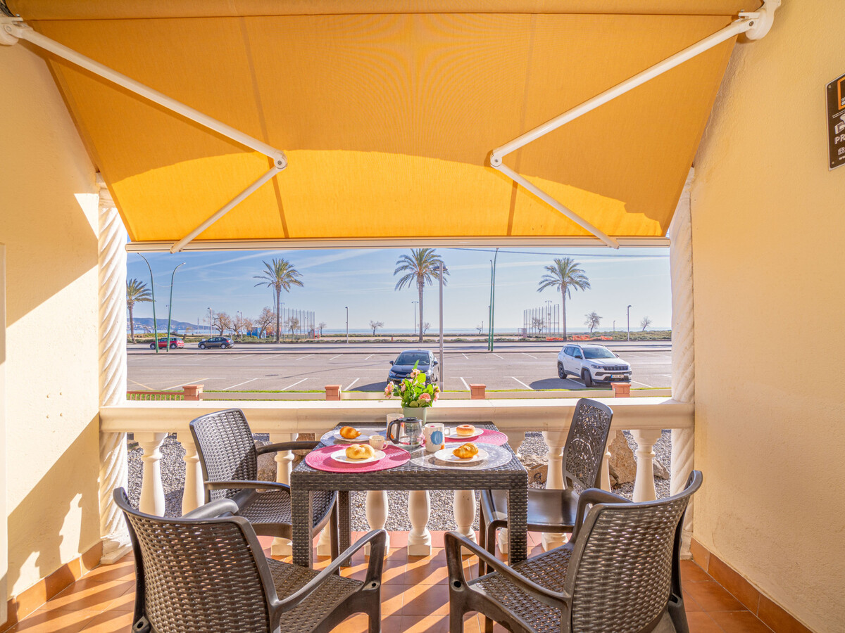 Appartement 1 chambre en première ligne de plage à Empuriabrava - Photo 1