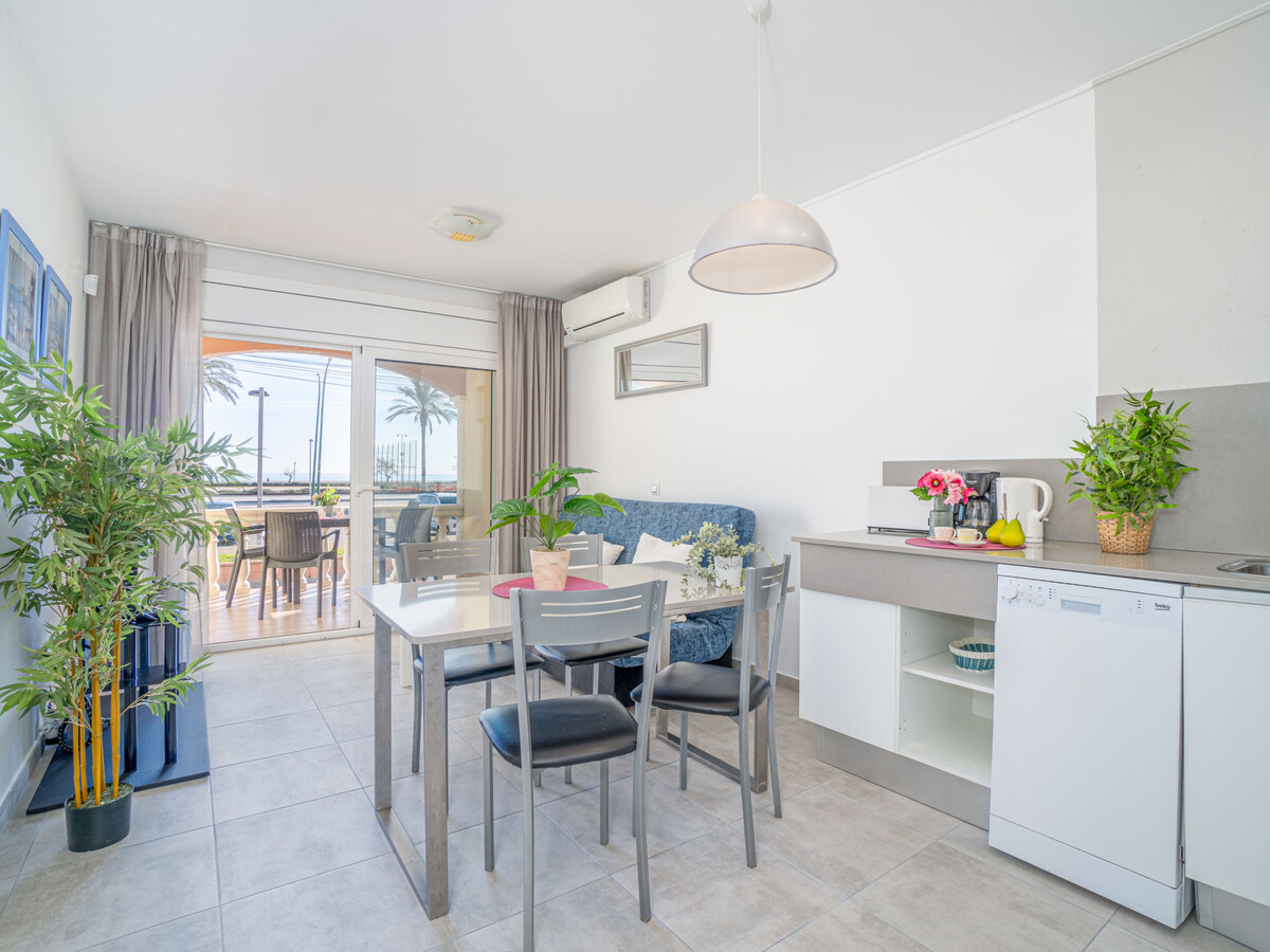 Appartement 1 chambre en première ligne de plage à Empuriabrava - Photo 2