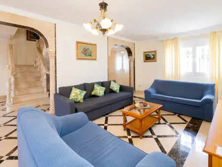 Villa 10 personnes à Alhaurín el Grande, piscine et terrain de jeu : photo 18