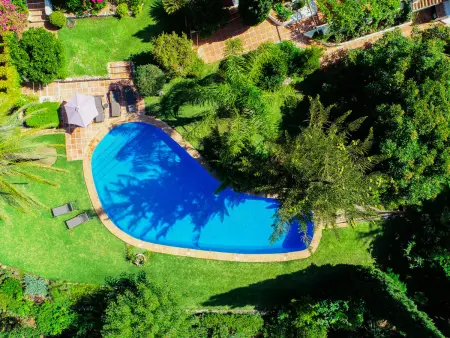 Villa avec piscine privée en pleine nature, idéale pour familles et groupes - Photo 11