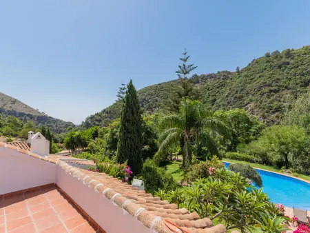 Villa avec piscine privée en pleine nature, idéale pour familles et groupes - Photo 32
