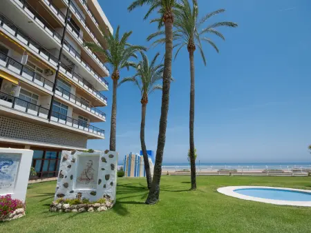 Appartement 39 m² première ligne de plage, ascenseur privé : photo 6