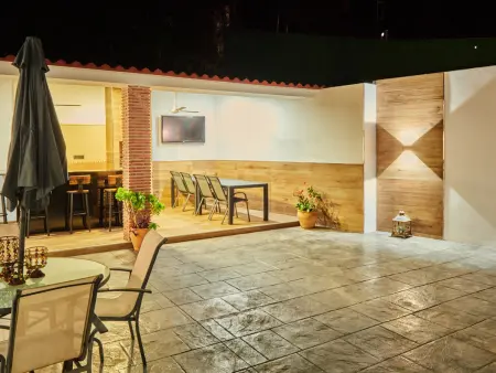 Villa 8 pers. à Casabermeja : piscine, jeux enfants : photo 8