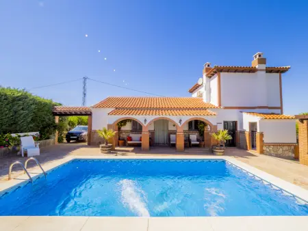 Location villa à Ardales, Villa rustique à Ardales : Piscine et proche Caminito del Rey