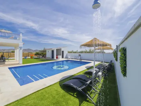 Villa familiale intime avec piscine privée en campagne à Alhaurín el Grande - Photo 3