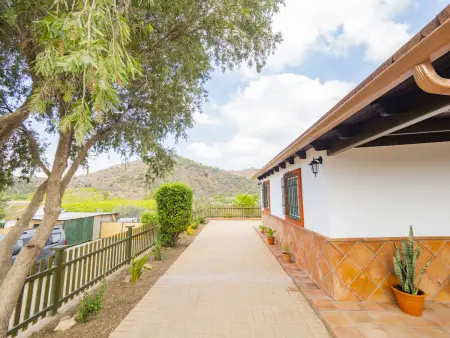 Maison de campagne à Pizarra avec piscine et climatisation, 8 personnes - Photo 12