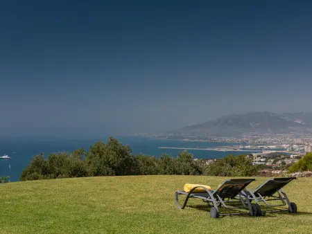 Mountain Bayview Luxury Villa à Malaga avec piscine et Wi-Fi - Photo 23