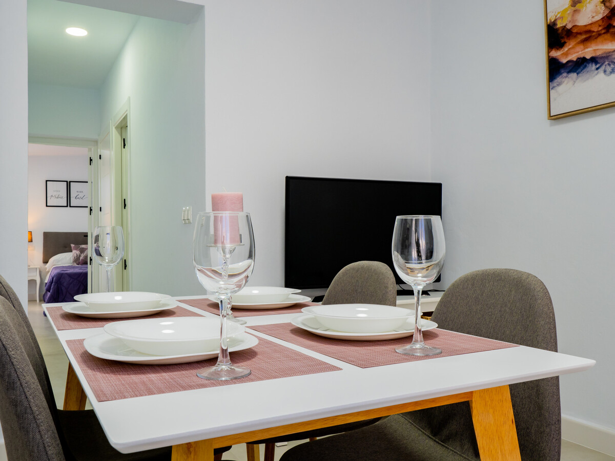 Maison rénovée 2 chambres à Cártama, 15 min de Malaga - Photo 4
