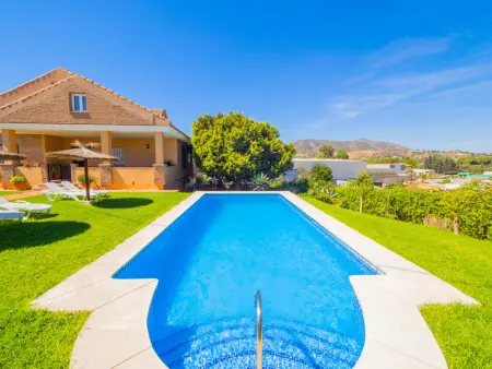 Location villa à Alhaurín de la Torre, Villa spacieuse Alhaurín de la Torre, calme et proximité urbaine