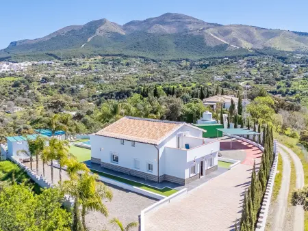 Location villa à Alhaurín el Grande, Villa moderne pour 12 avec piscine privée à Alhaurín el Grande